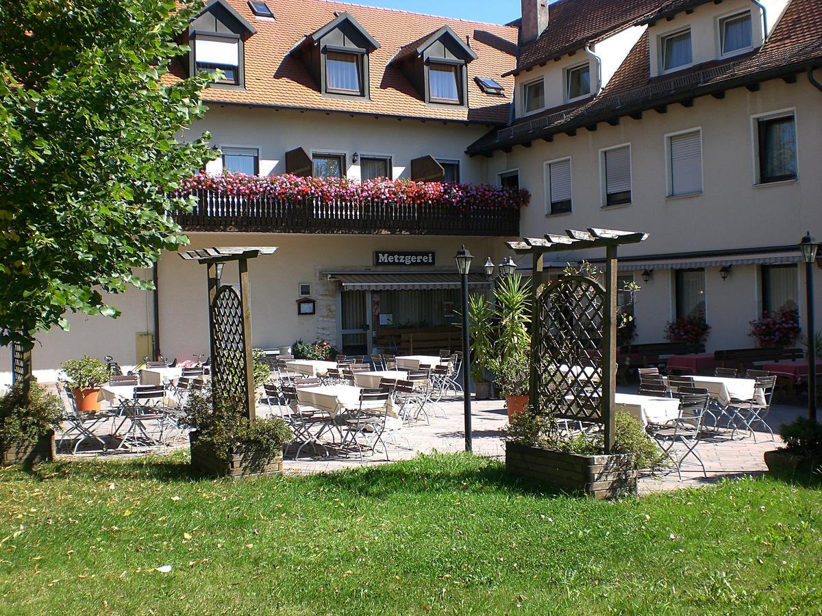 Hotel-Gasthof "Zum Bartl" Sulzbach-Rosenberg Exterior photo